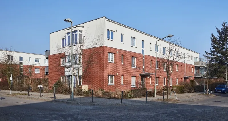 3-Raum-Whg. zentral aber im Grünen gelegen — photo 1